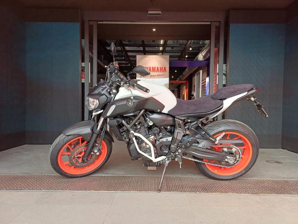 Yamaha MT-07 (2018 - 20) (2)