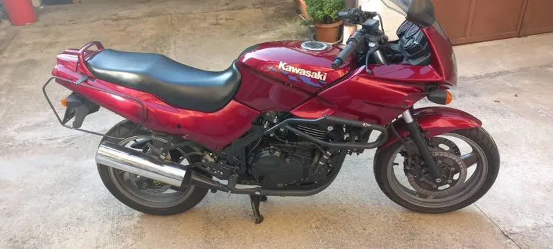 Kawasaki GPZ EX 500 (9)