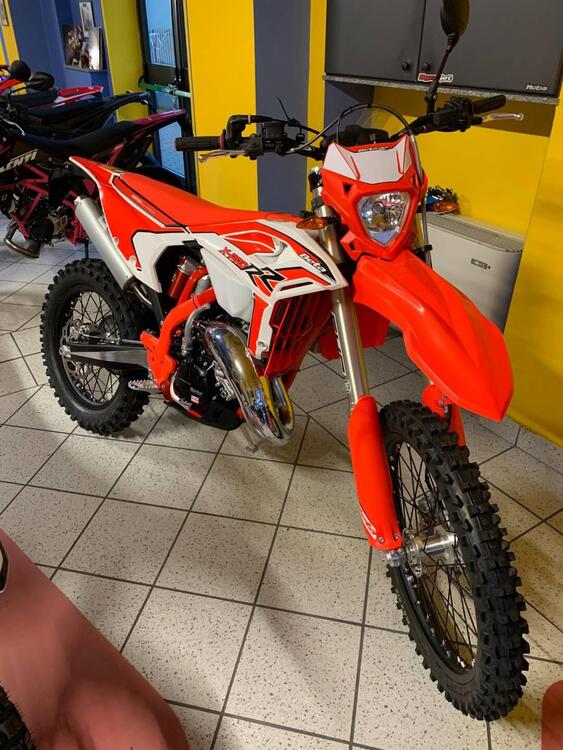 Betamotor RR X-PRO 125 2T Enduro (2025)