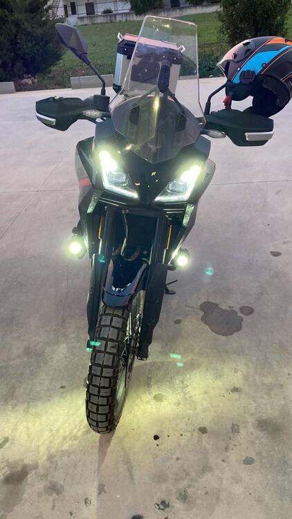 Moto Morini X-Cape 650 (2021 - 25) (3)