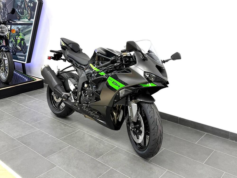 Kawasaki Ninja 636 ZX-6R (2024 - 26) (3)
