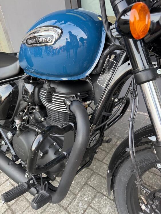 Royal Enfield Meteor 350 Fireball (2021 - 25) (4)