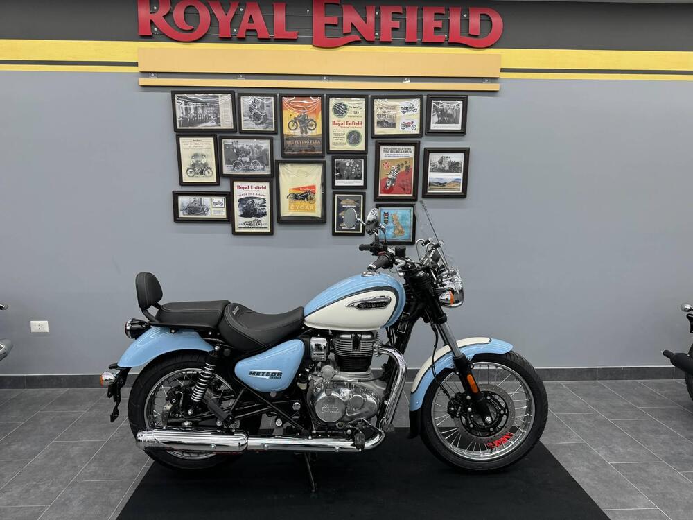 Royal Enfield Meteor 350 Aurora (2024 - 25)