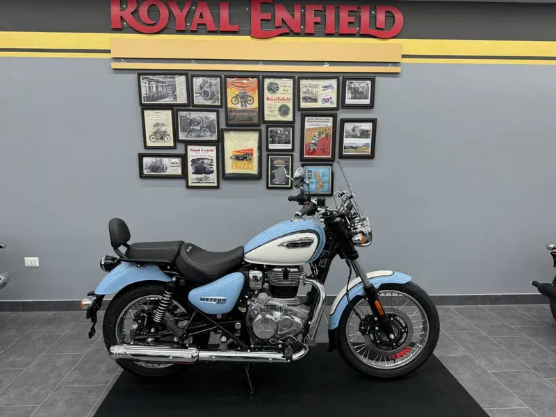 Royal Enfield Meteor 350 Aurora (2024 - 26)