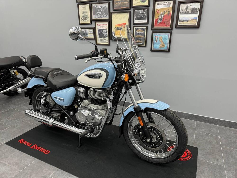 Royal Enfield Meteor 350 Aurora (2024 - 25) (2)