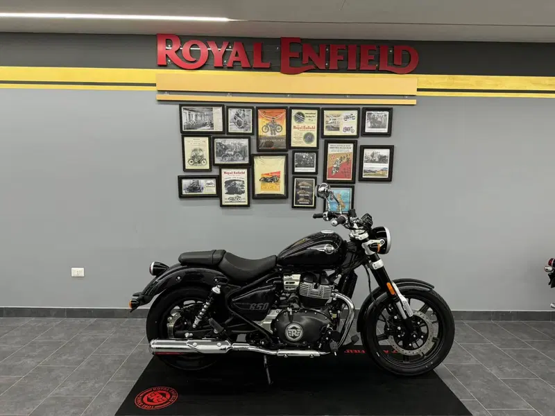 Royal Enfield Super Meteor 650 (2023 - 26)