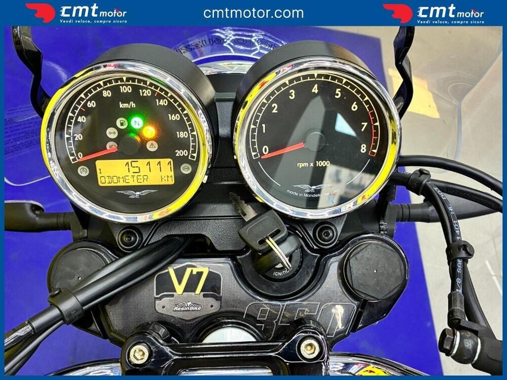 Moto Guzzi V7 Special (2021 - 24) (5)