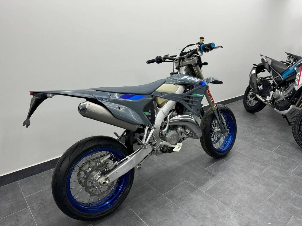 Tm Moto SMR 125 ES Fi 2T (2025) (4)