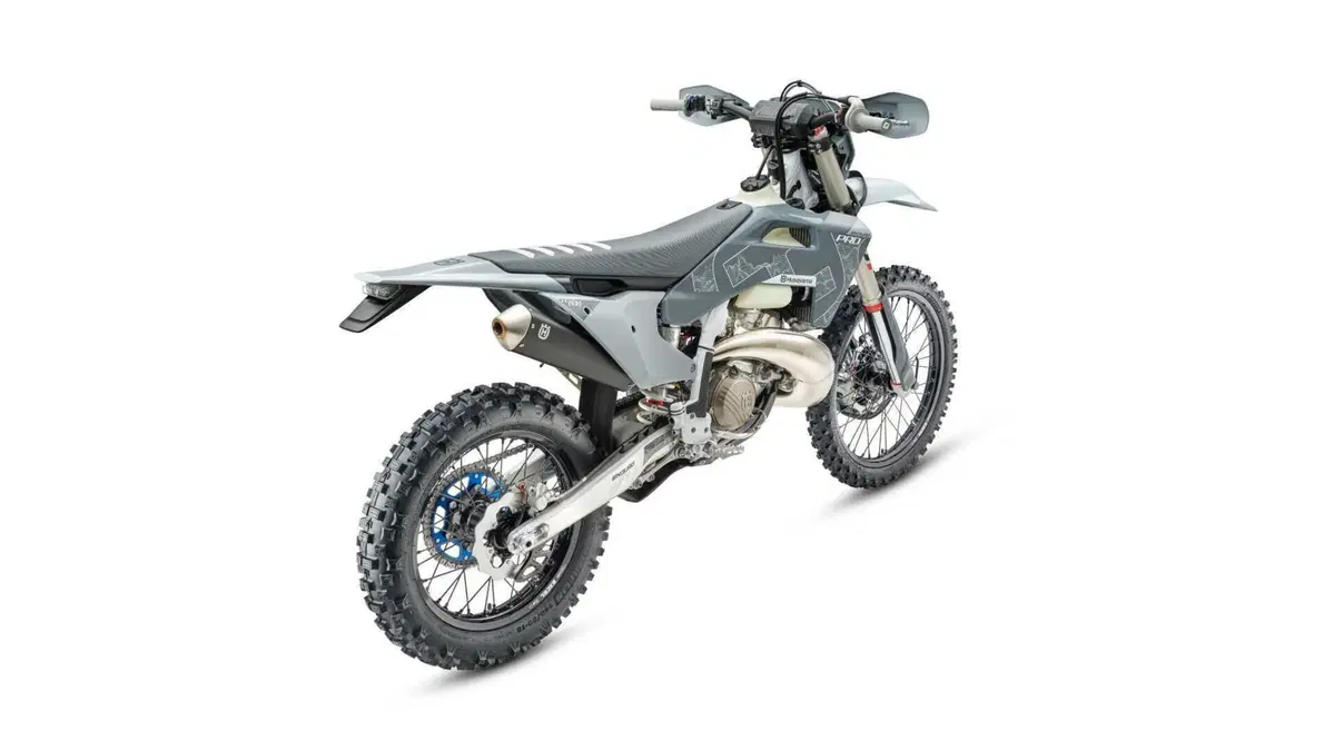 Husqvarna TE 300 TE 300 Pro (2026) (3)
