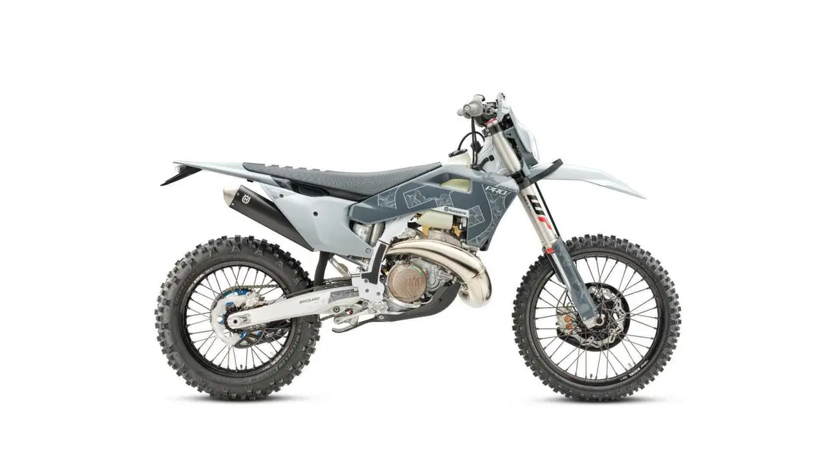 Husqvarna TE 300 TE 300 Pro (2026) (2)