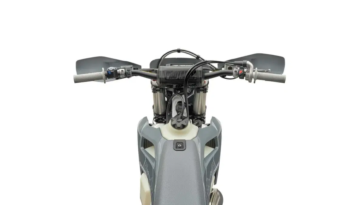 Husqvarna TE 300 TE 300 Pro (2026) (5)