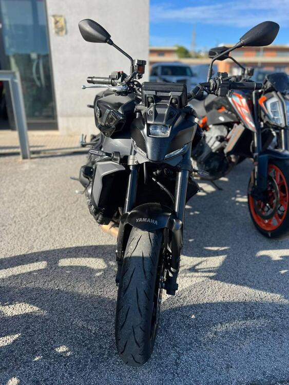 Yamaha MT-09 (2024 - 25) (2)