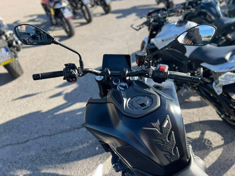 Yamaha MT-09 (2024 - 25) (4)