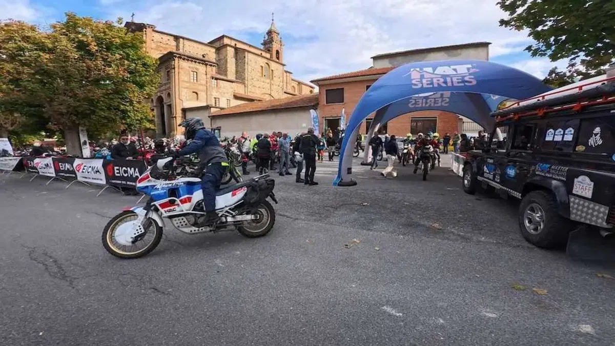 1ª HAT Legend. Le storiche moto degli anni ’80 sulle leggendarie strade di Piemonte e Liguria (6)