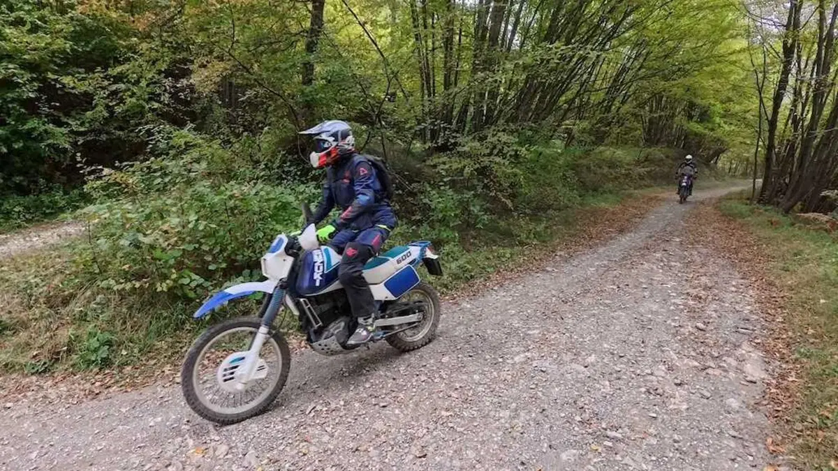 1ª HAT Legend. Le storiche moto degli anni ’80 sulle leggendarie strade di Piemonte e Liguria (16)