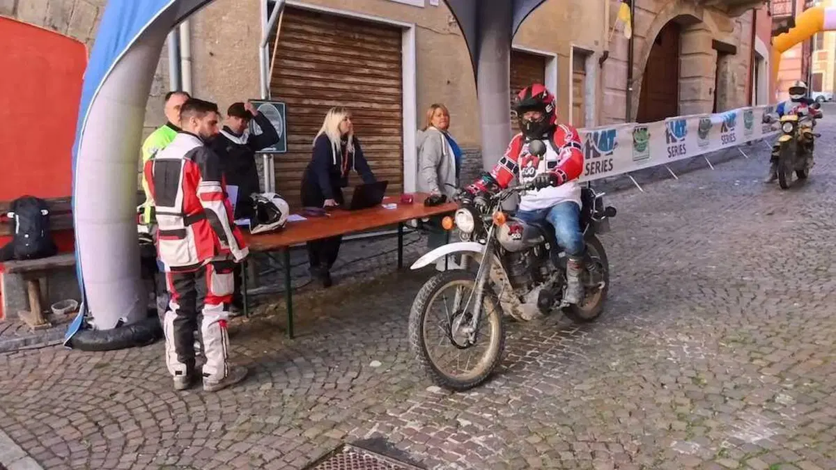 1ª HAT Legend. Le storiche moto degli anni ’80 sulle leggendarie strade di Piemonte e Liguria (98)