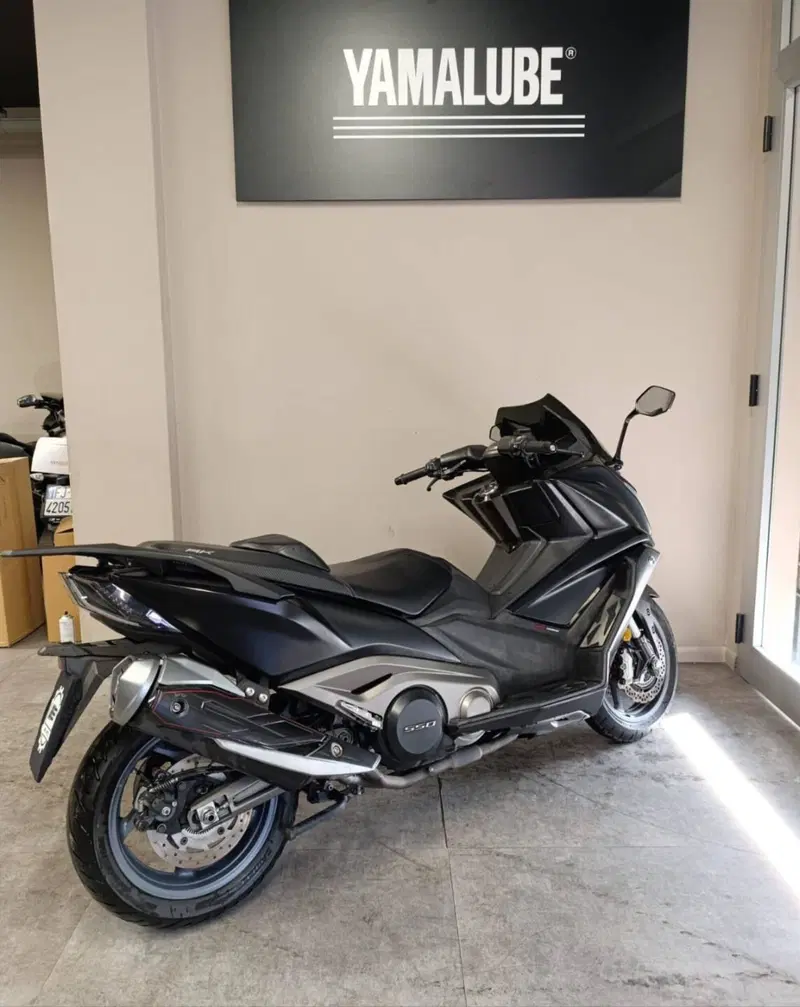 Kymco AK 550 (2017 - 19) (3)