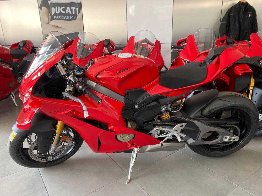 Ducati Panigale V4 S (2025) (2)