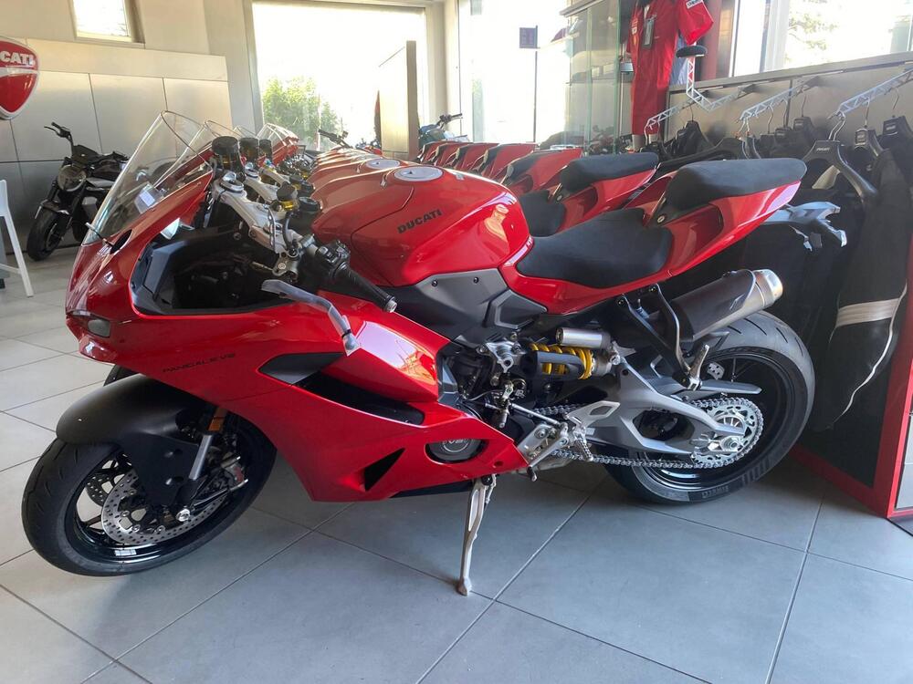 Ducati Panigale V2 (2025)