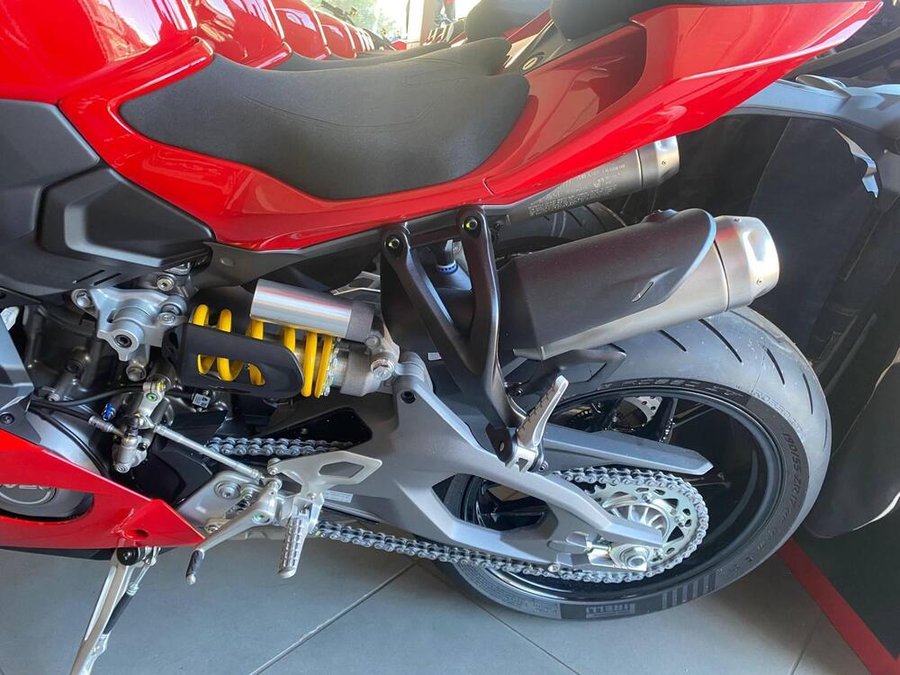 Ducati Panigale V2 S (2025) (5)