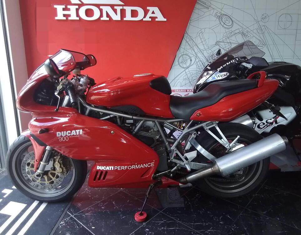 Ducati 900 SS