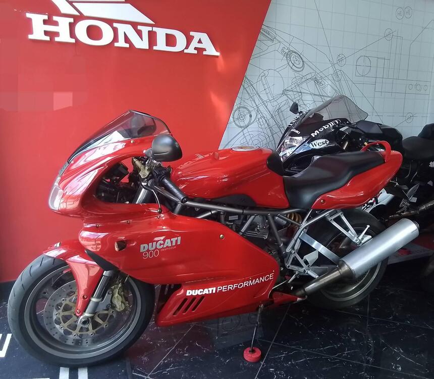 Ducati 900 SS (3)