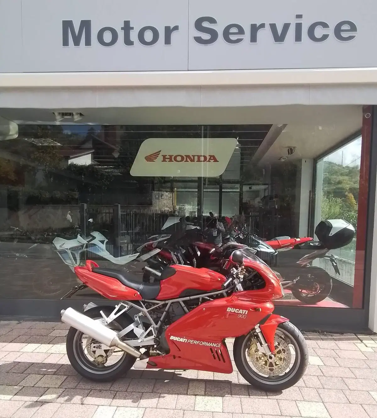 Ducati 900 SS (10)