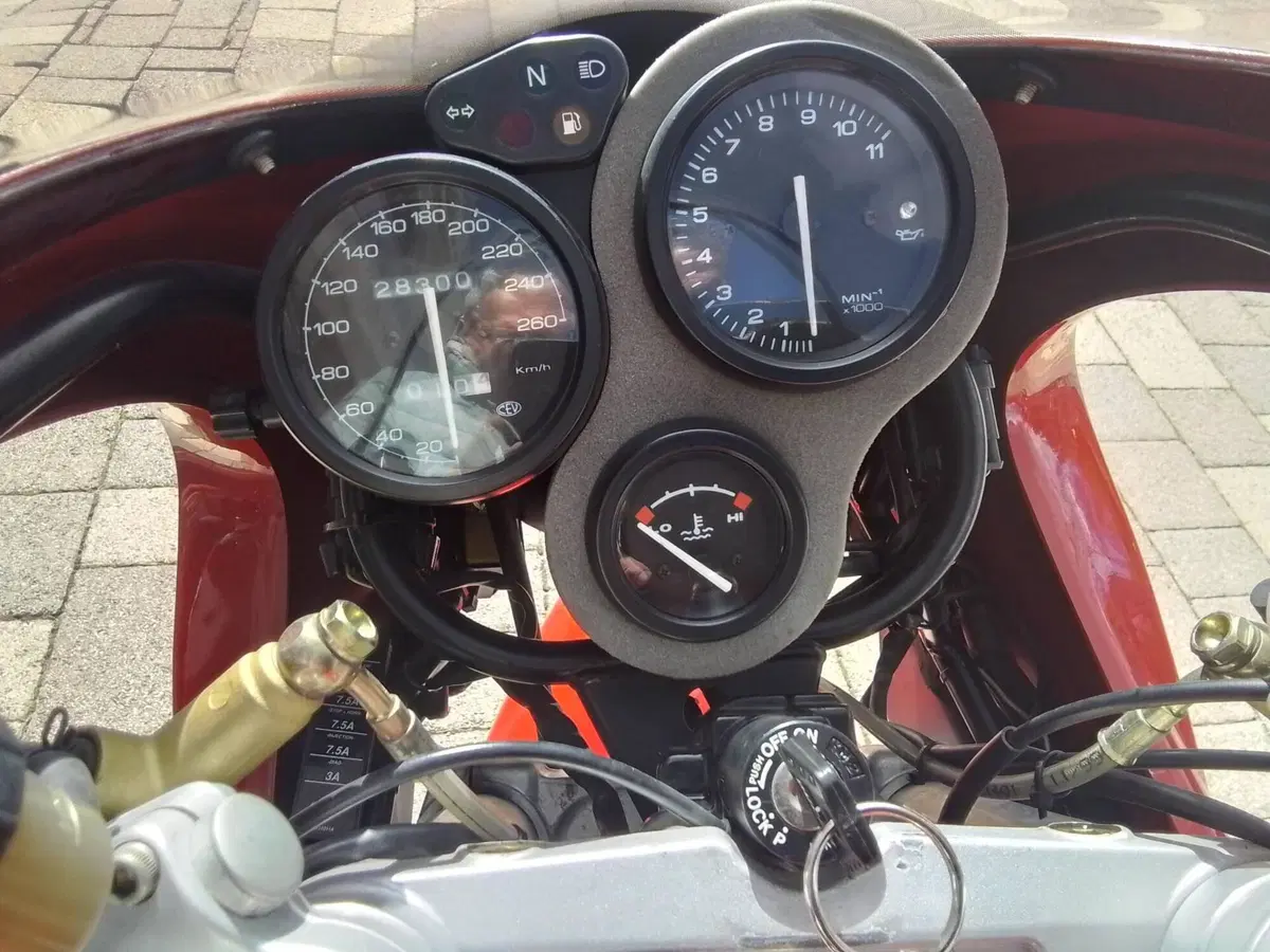 Ducati 900 SS (15)