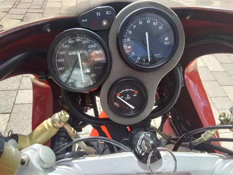 Ducati 900 SS (15)