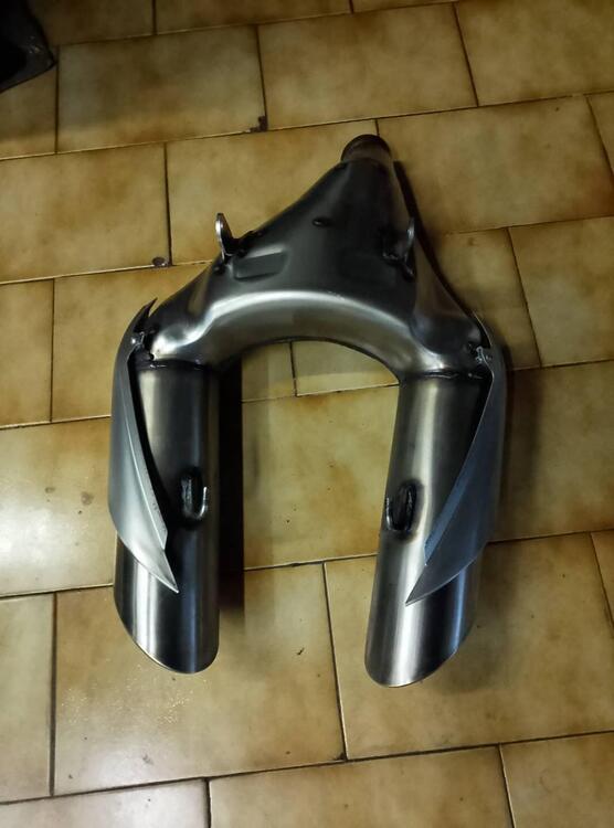 Scarico Super Duke 990 Originale Ktm (2)