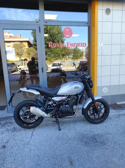 Royal Enfield Guerrilla 450 (2024 - 26) usata