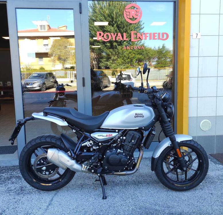 Royal Enfield Guerrilla 450 (2024 - 25) (2)