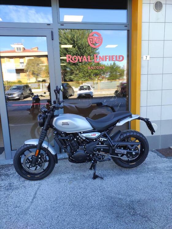 Royal Enfield Guerrilla 450 (2024 - 25) (3)