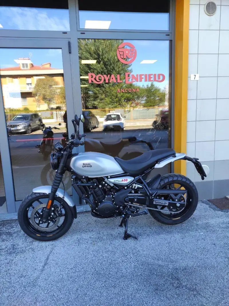 Royal Enfield Guerrilla 450 (2024 - 26) (3)