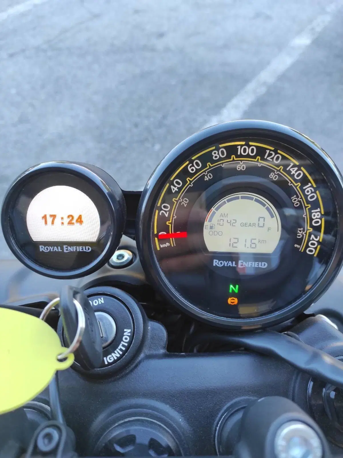Royal Enfield Guerrilla 450 (2024 - 26) (8)