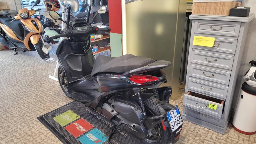 Piaggio Beverly 400 S ABS-ASR (2021 - 24) (4)