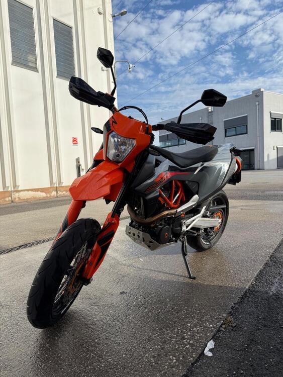 KTM 690 SMC R (2023 - 25)