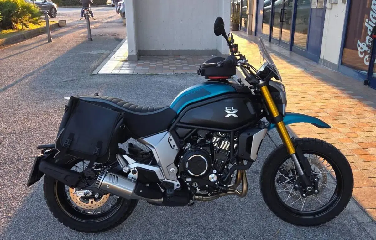 CFMOTO 700CL-X Adventure (2023 - 26)