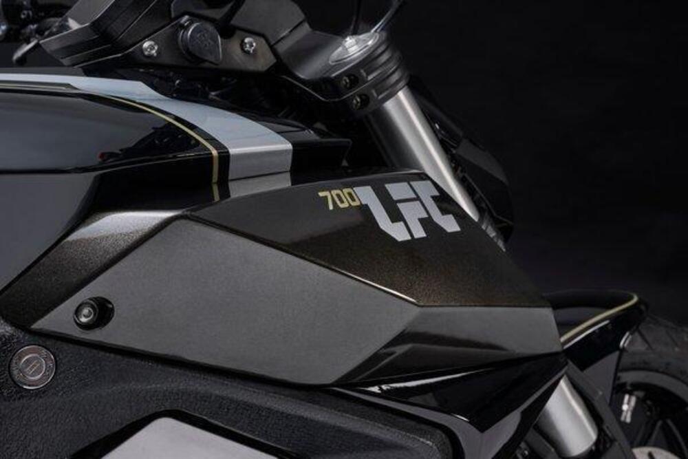 Benda Motorcycles LFC 700 (2024 - 25) (4)