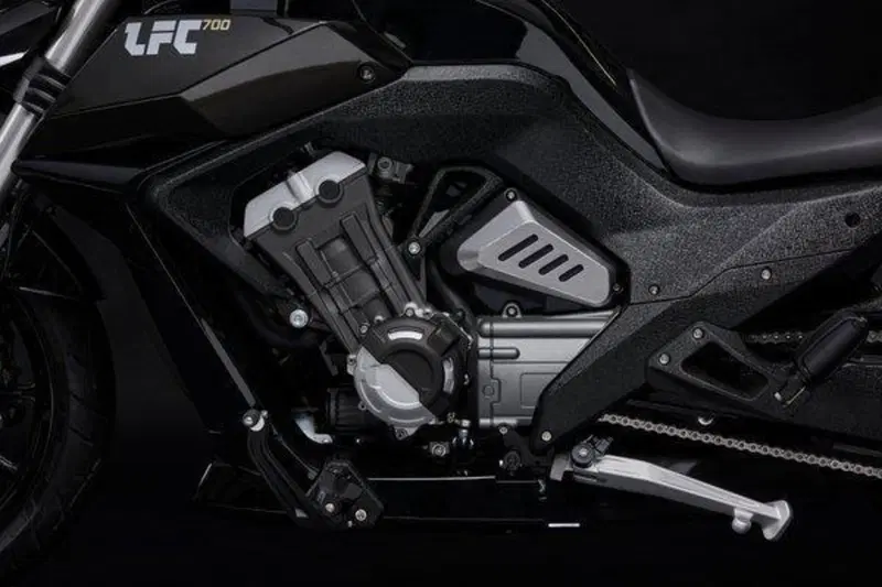 Benda Motorcycles LFC 700 (2024 - 26) (7)