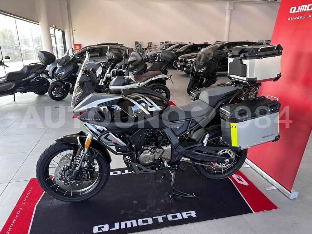 QJ Motor SRT 600 SX (2024 - 25) (2)