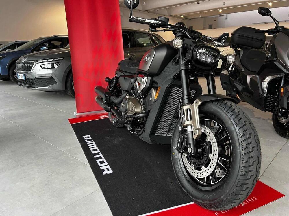 QJ Motor SRV 600 V (2024) (2)