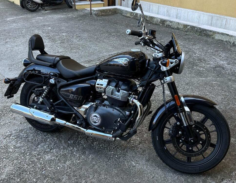 Royal Enfield Super Meteor 650 (2023 - 25)