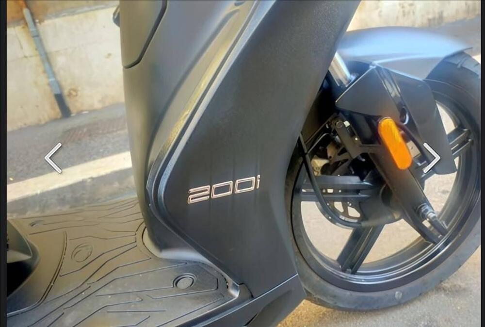 Kymco Agility 200i R16 + (2021 - 25) (3)