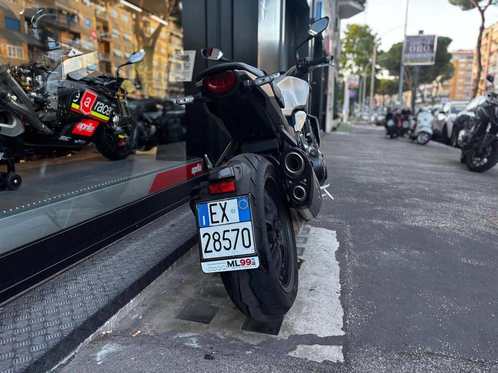 Honda CB 1000 R (2021 - 25) (2)