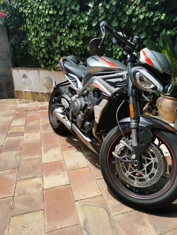 Triumph Street Triple RS (2020 - 22)