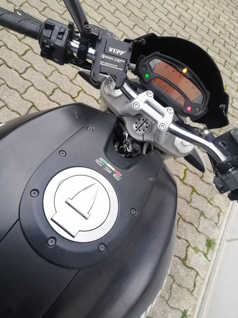 Ducati Monster 696 ABS (2009 - 14) (13)