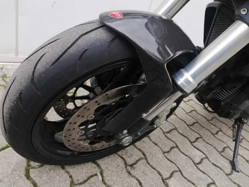 Ducati Monster 696 ABS (2009 - 14) (11)