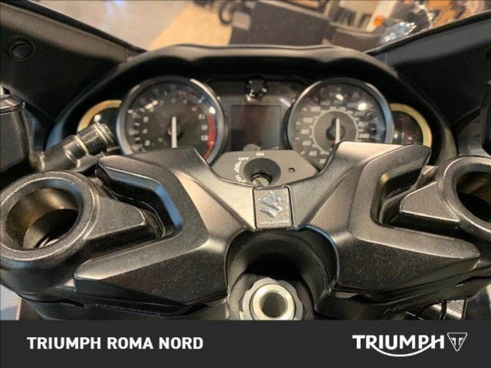 Suzuki GSX 1300 R Hayabusa (2025) (4)