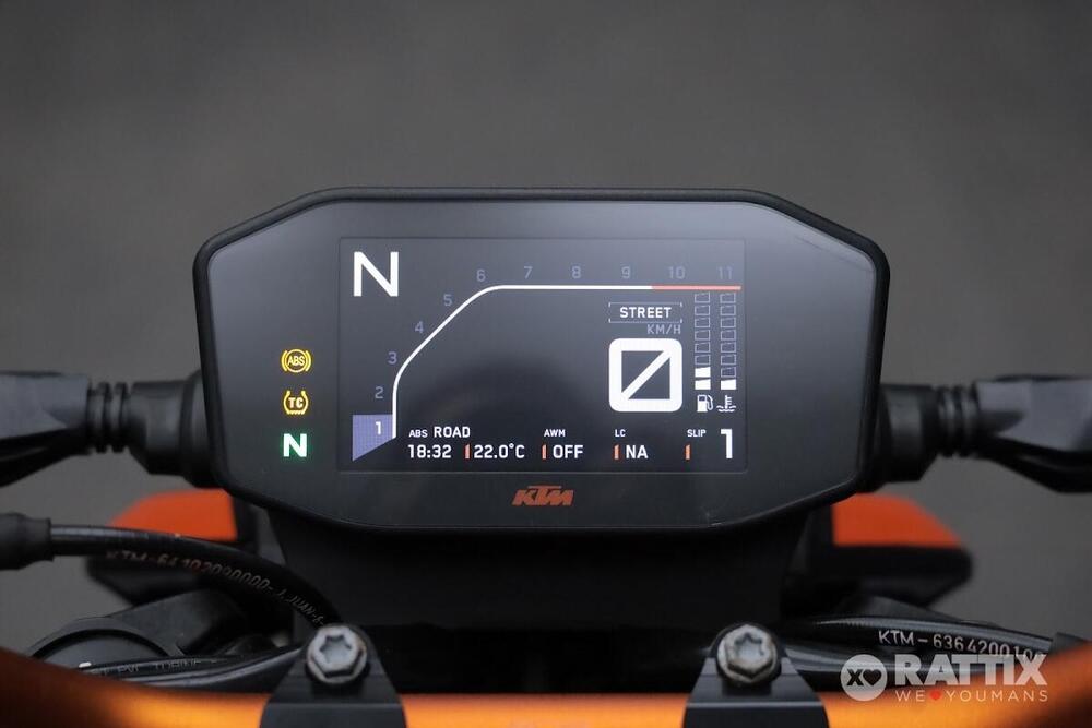 KTM 890 Duke (2021 - 23) (2)